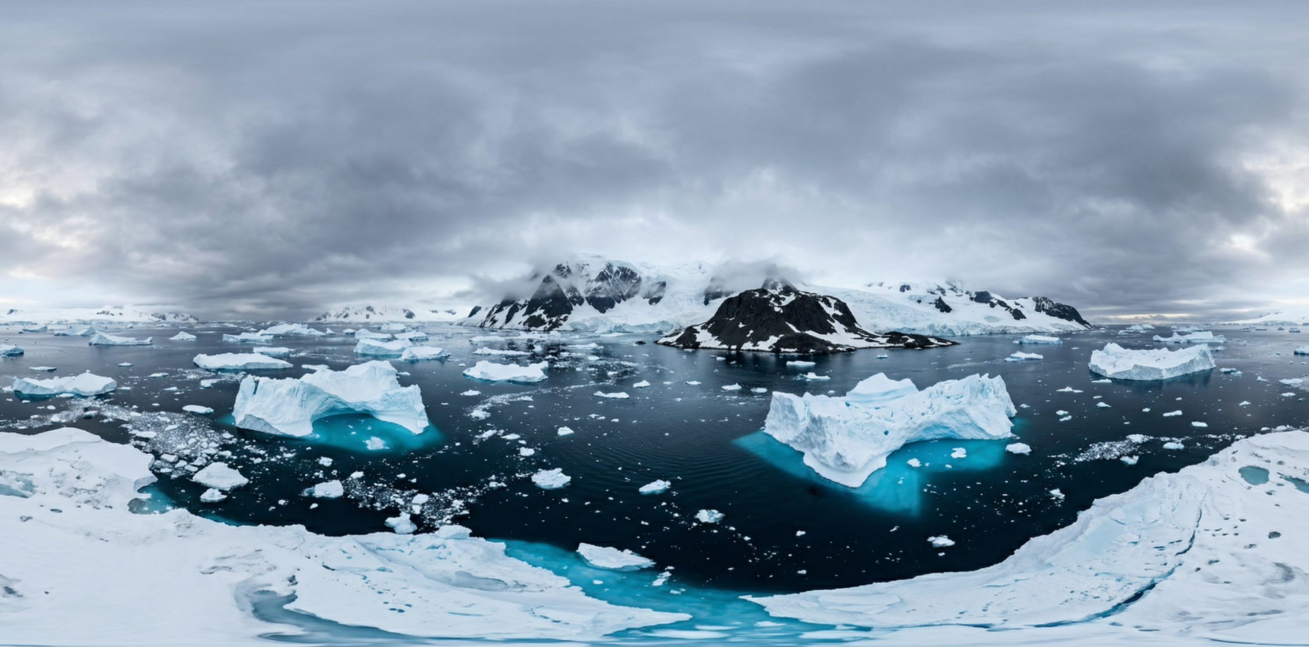 南极洲冰山与极地海域360度航拍全景